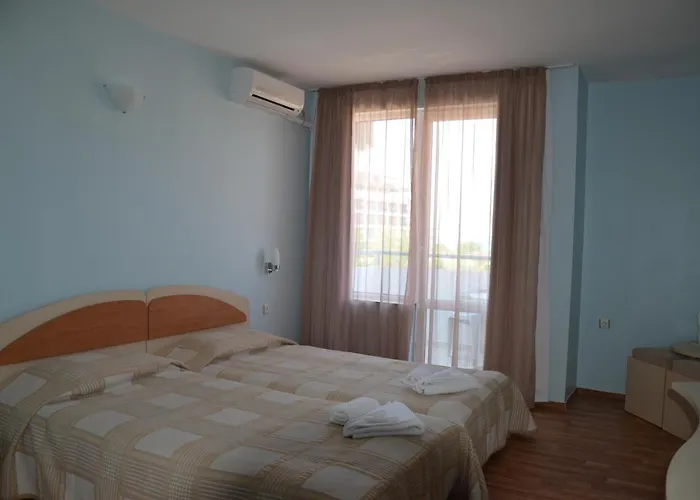 酒店 Sania 奥布佐尔