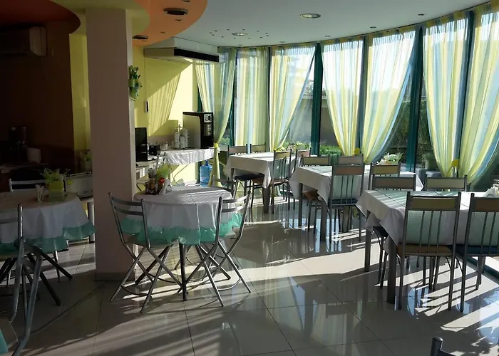 Sania 酒店 奥布佐尔